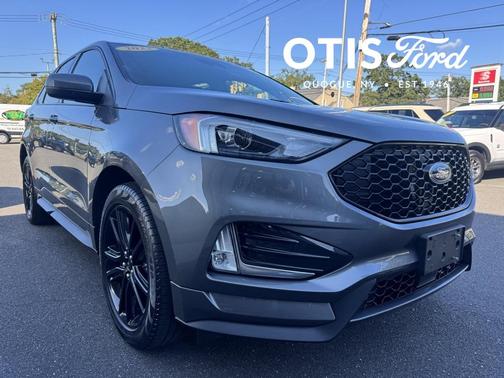 2022 Ford Edge ST Line