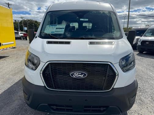 2026 Ford Transit-350 