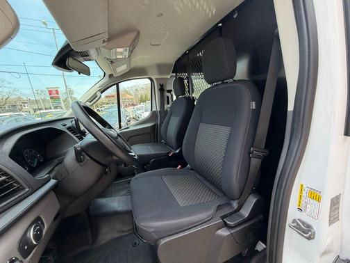 Oxford White 2024 Ford Transit-250 Base