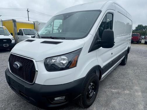 2025 Ford Transit-250 148 WB Medium Roof Cargo