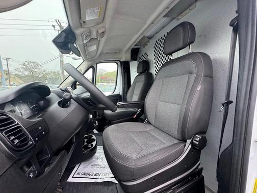 2023 RAM ProMaster 2500 Base