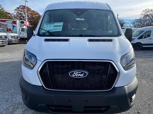 2026 Ford Transit-250 148 WB Medium Roof Cargo