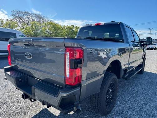 2025 Ford F-250 XLT