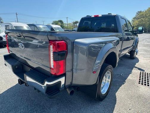 Gray Metallic 2023 Ford F-450 Lariat