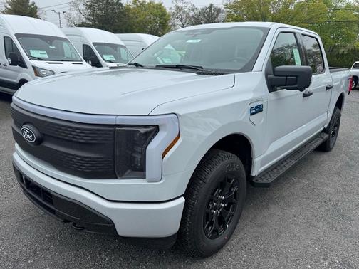 2025 Ford F-150 Lightning XLT