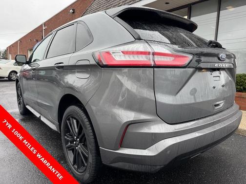 2022 Ford Edge ST Line