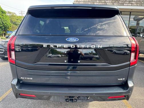 Stone Blue Metallic 2025 Ford Expedition Max Active