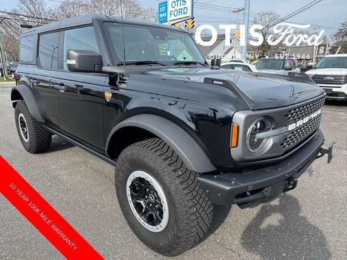 Shadow Black 2024 Ford Bronco Badlands