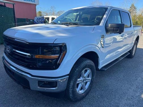 Oxford White 2026 Ford F-150 XLT