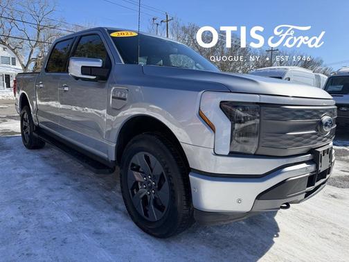 2022 Ford F-150 Lightning LARIAT