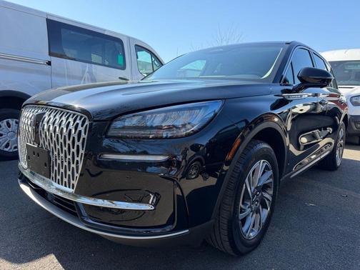 Black Metallic 2023 Lincoln Corsair Standard