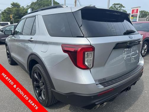 2021 Ford Explorer ST
