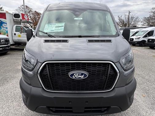 2026 Ford Transit-250 148 WB Medium Roof Cargo