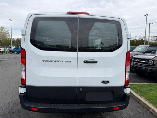 Oxford White 2024 Ford Transit-250 Base