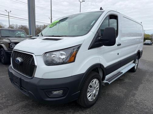 Oxford White 2024 Ford Transit-250 Base