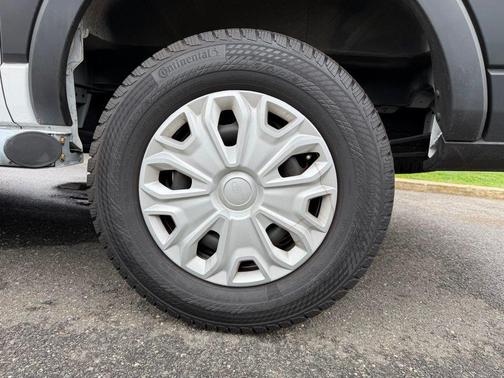 Oxford White 2024 Ford Transit-250 Base