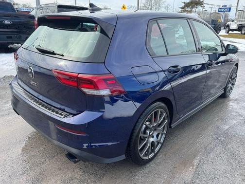 2024 Volkswagen Golf GTI 2.0T SE