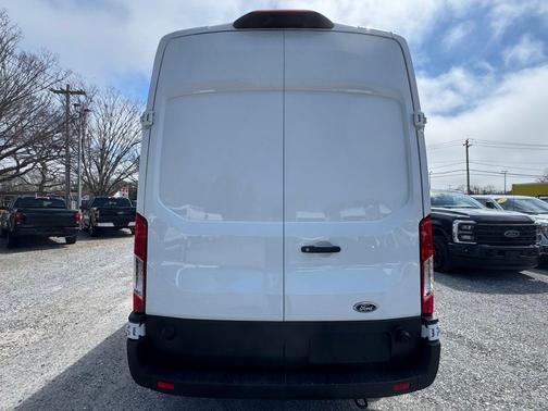 Oxford White 2024 Ford Transit-250 Base