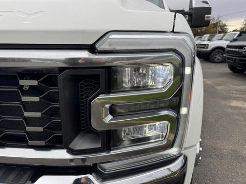 2024 Ford F-450 Lariat