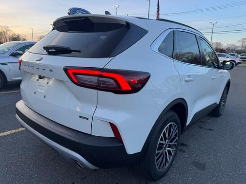 2025 Ford Escape PHEV