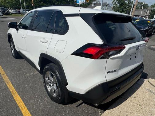 Ice 2025 Toyota RAV4 XLE