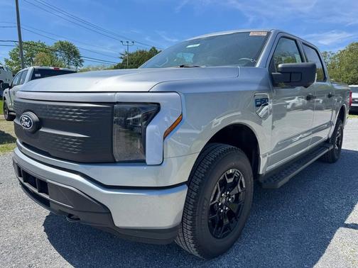 2025 Ford F-150 Lightning XLT