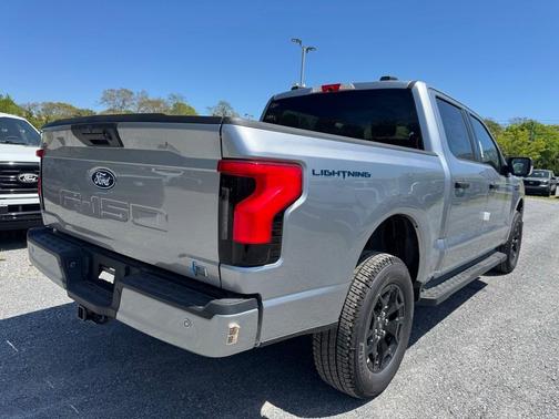 2025 Ford F-150 Lightning XLT