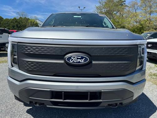 2025 Ford F-150 Lightning XLT