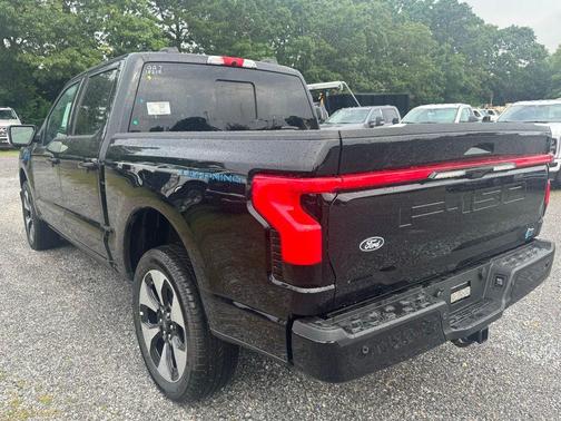 2025 Ford F-150 Lightning Platinum