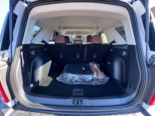 Oxford White 2025 Ford Bronco Sport Outer Banks