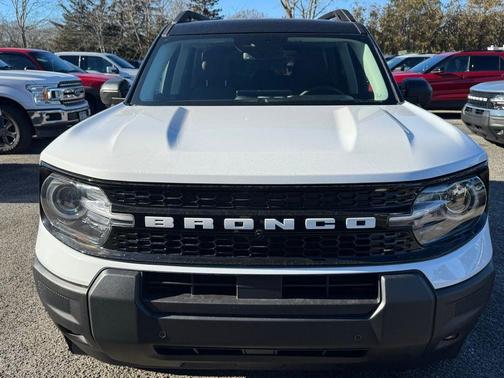 Oxford White 2025 Ford Bronco Sport Outer Banks
