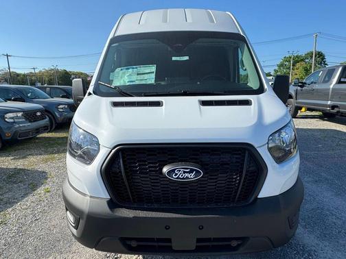 Oxford White 2026 Ford Transit-350 Base