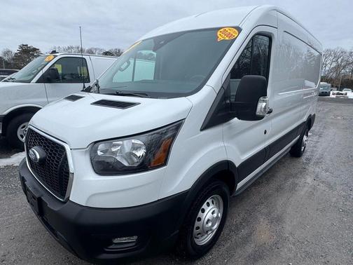 2025 Ford Transit-150 Base