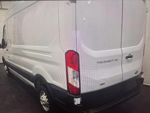 2025 Ford Transit-150 Base