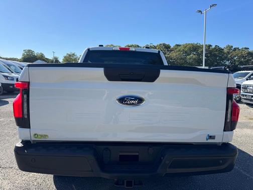 2022 Ford F-150 Lightning Pro