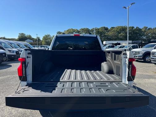 2022 Ford F-150 Lightning Pro
