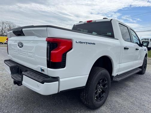 2025 Ford F-150 Lightning XLT