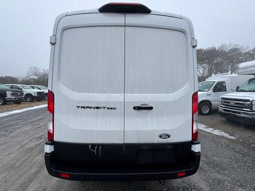 2026 Ford Transit-250 148 WB Medium Roof Cargo