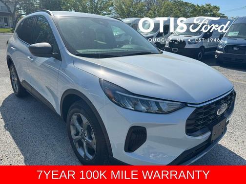 Silver Metallic 2025 Ford Escape ST-Line