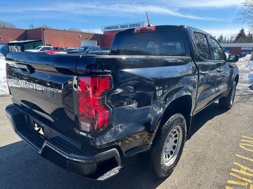 2024 Chevrolet Colorado WT