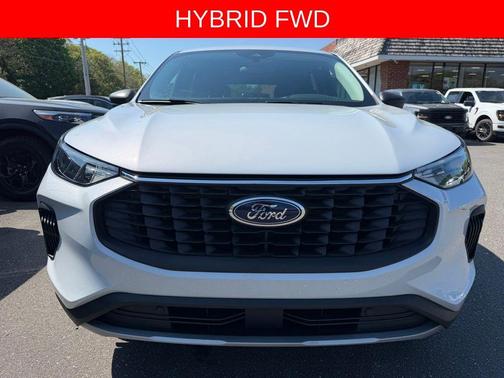 Silver Metallic 2025 Ford Escape Active