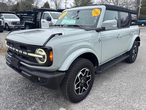 2022 Ford Bronco Outer Banks