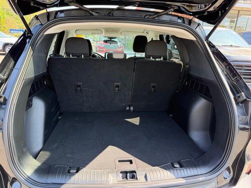 Black Metallic 2021 Ford Escape SE