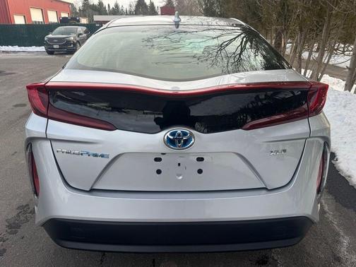 2022 Toyota Prius Prime XLE