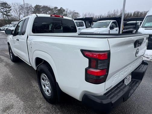 2025 Nissan Frontier S