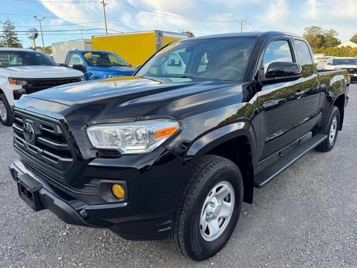 2019 Toyota Tacoma SR