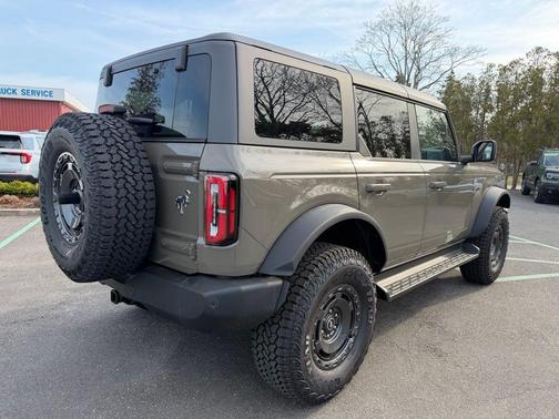 Gray 2025 Ford Bronco Outer Banks