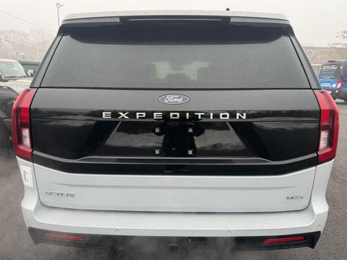 Silver Metallic 2026 Ford Expedition Max Active