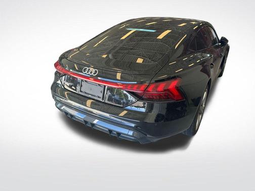 Mythos Black Metallic 2023 Audi e-tron GT Premium Plus quattro