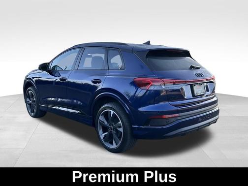 2024 Audi Q4 e-tron Premium Plus 50 quattro